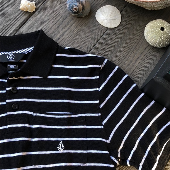 Volcom shirt - Picture 3 of 5